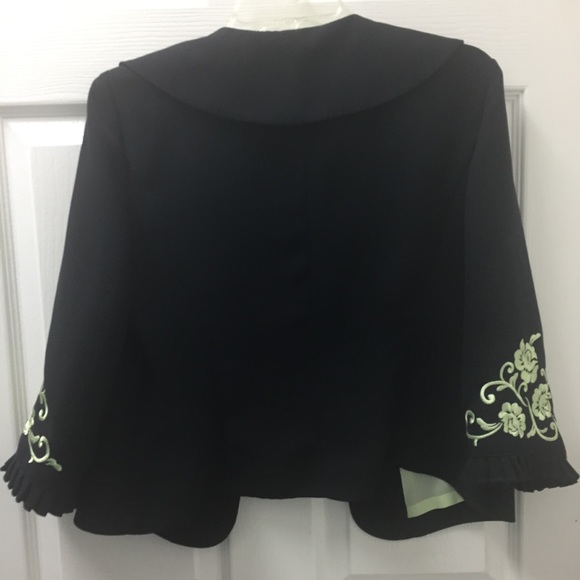 Plaza Smith Women's Black Dress Jacket - Picture 2 of 6